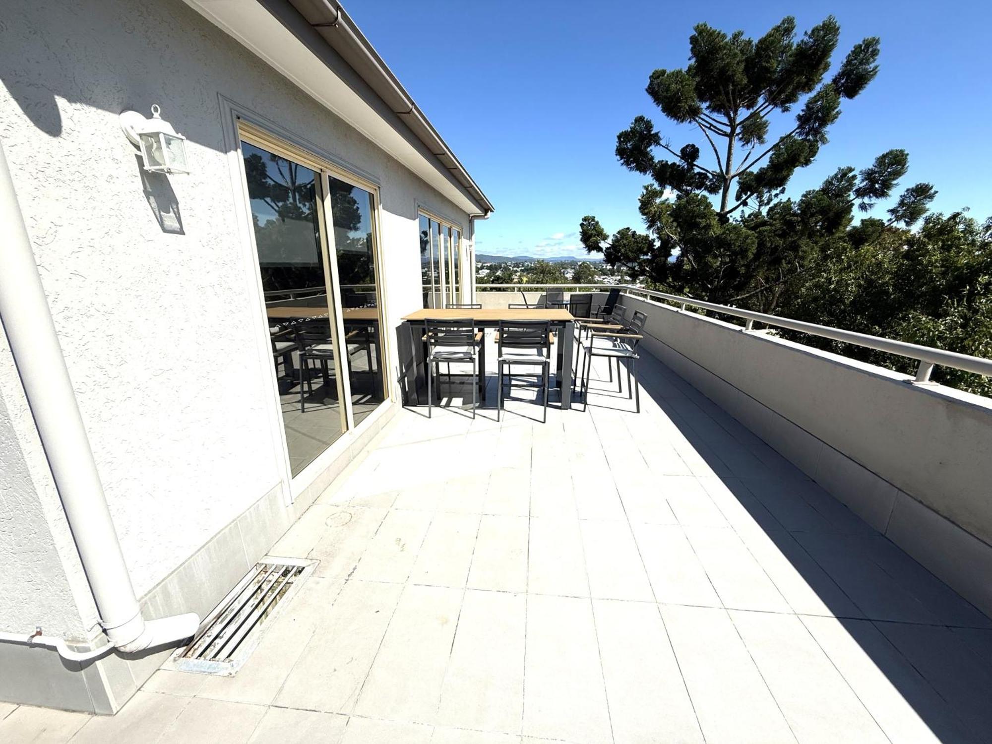 Hampton Court Apartments Brisbane Esterno foto